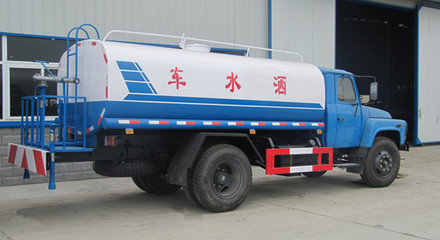 内蒙东风尖头洒水车与吸粪车 价格、厂家及选购指南